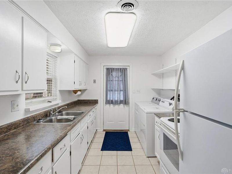 5117 Pensacola Boulevard, Moraine, OH 45439 Photo 8