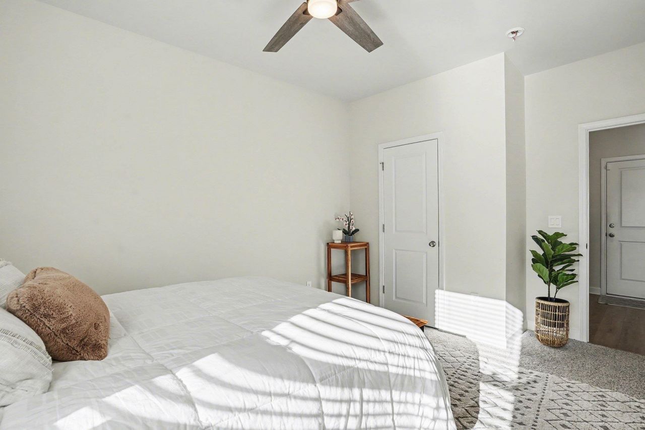 4071 Bayhill St. Photo 31