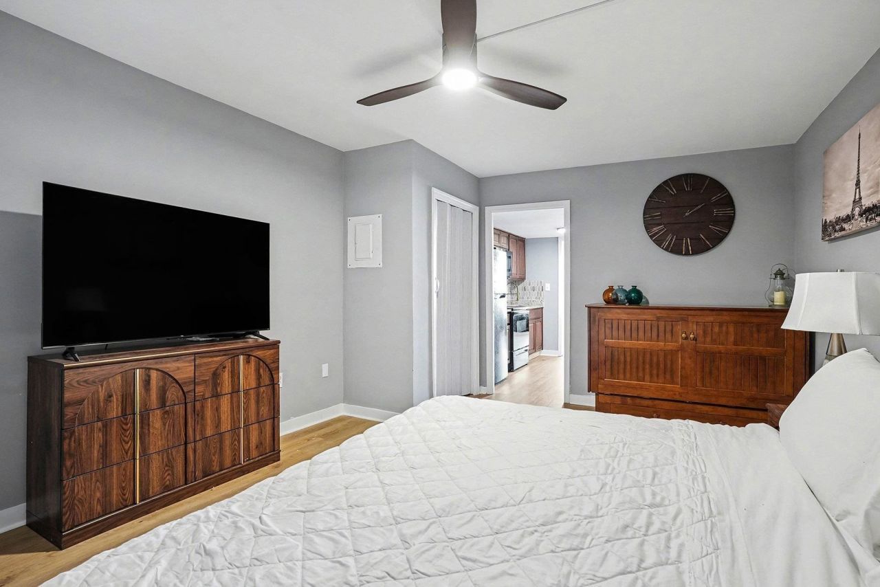 200 76th Ave. N Photo 13