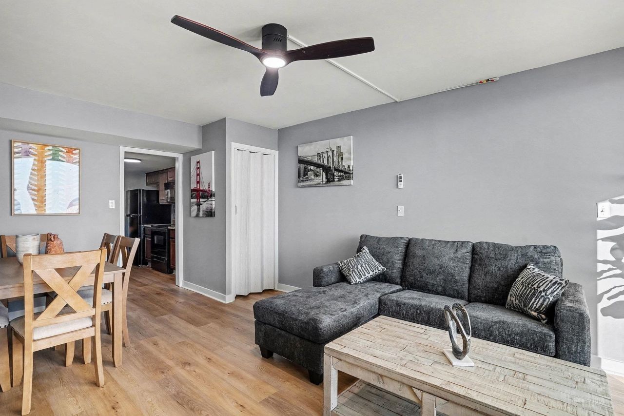 200 76th Ave. N Photo 30