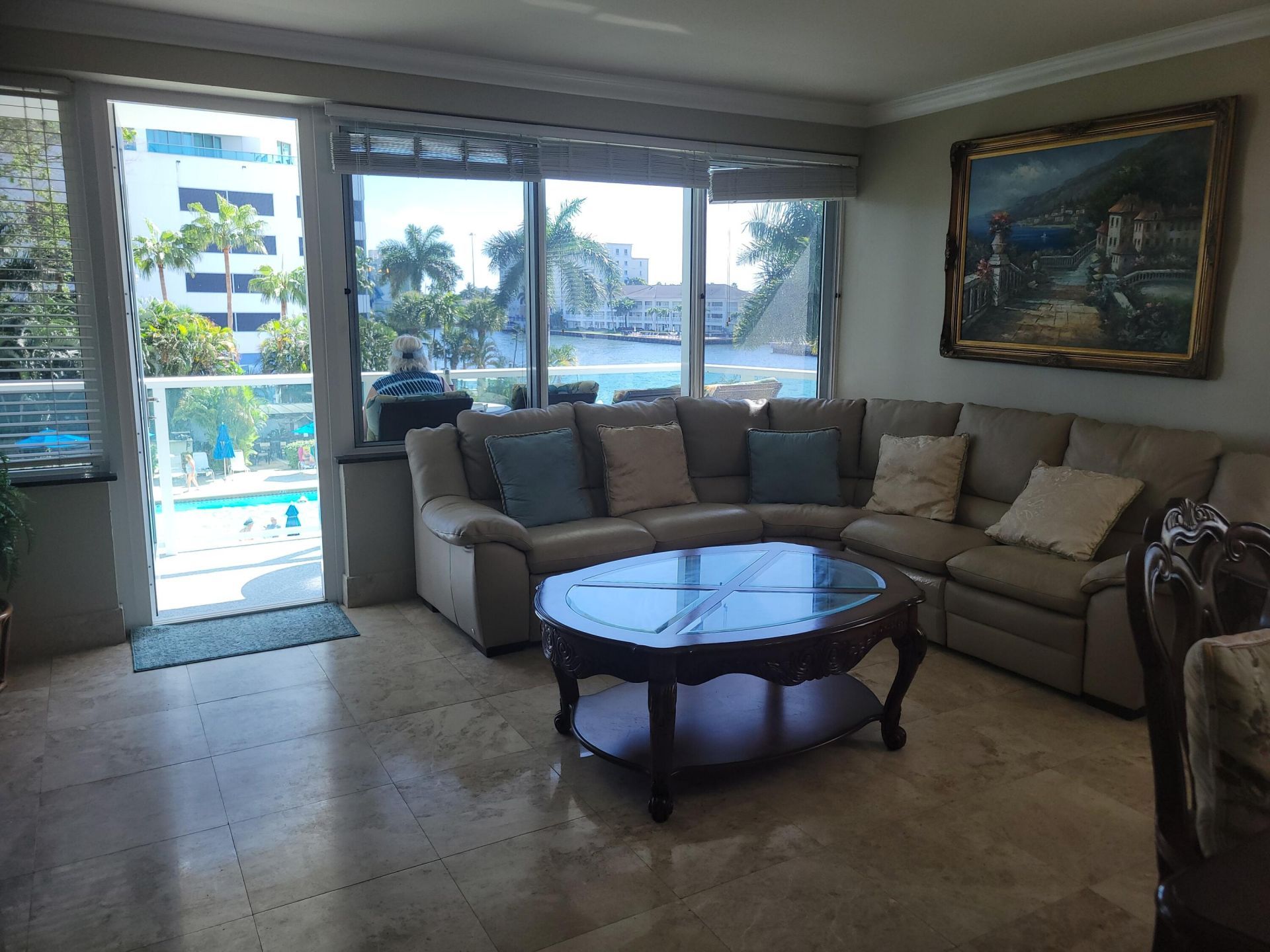 3233 NE 34th Street, Unit 322, Fort Lauderdale, FL 33308 Photo