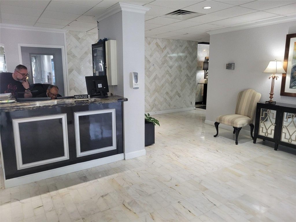 3233 NE 34th Street, Unit 322, Fort Lauderdale, FL 33308 Photo