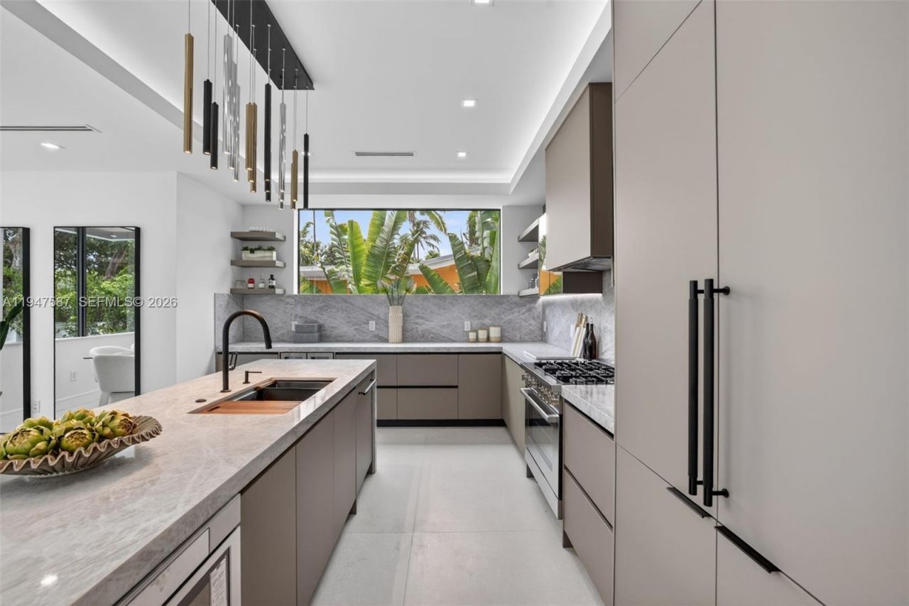 604 SW 7th St, Fort Lauderdale, FL 33315 Photo