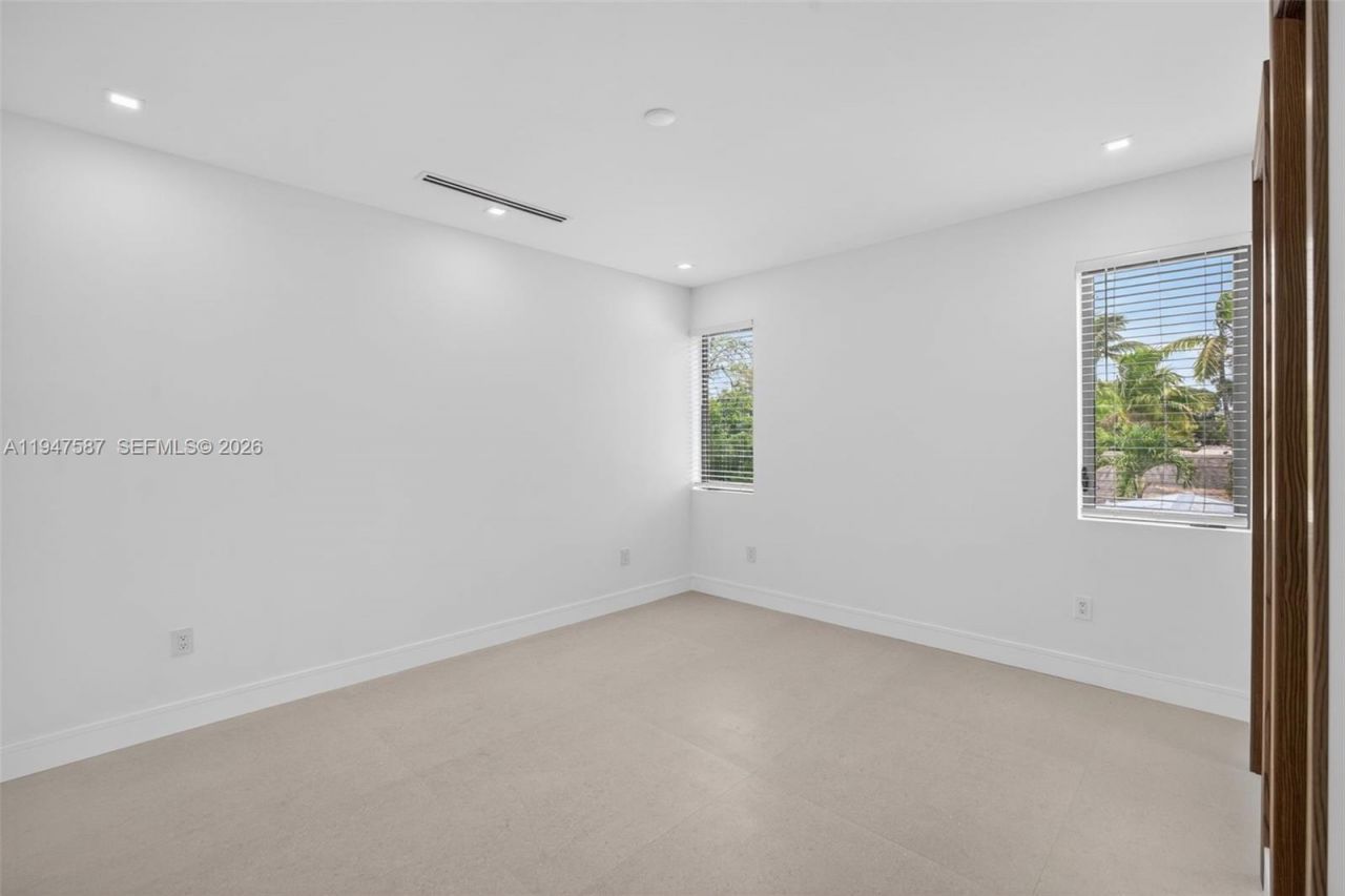 604 SW 7th St, Fort Lauderdale, FL 33315 Photo