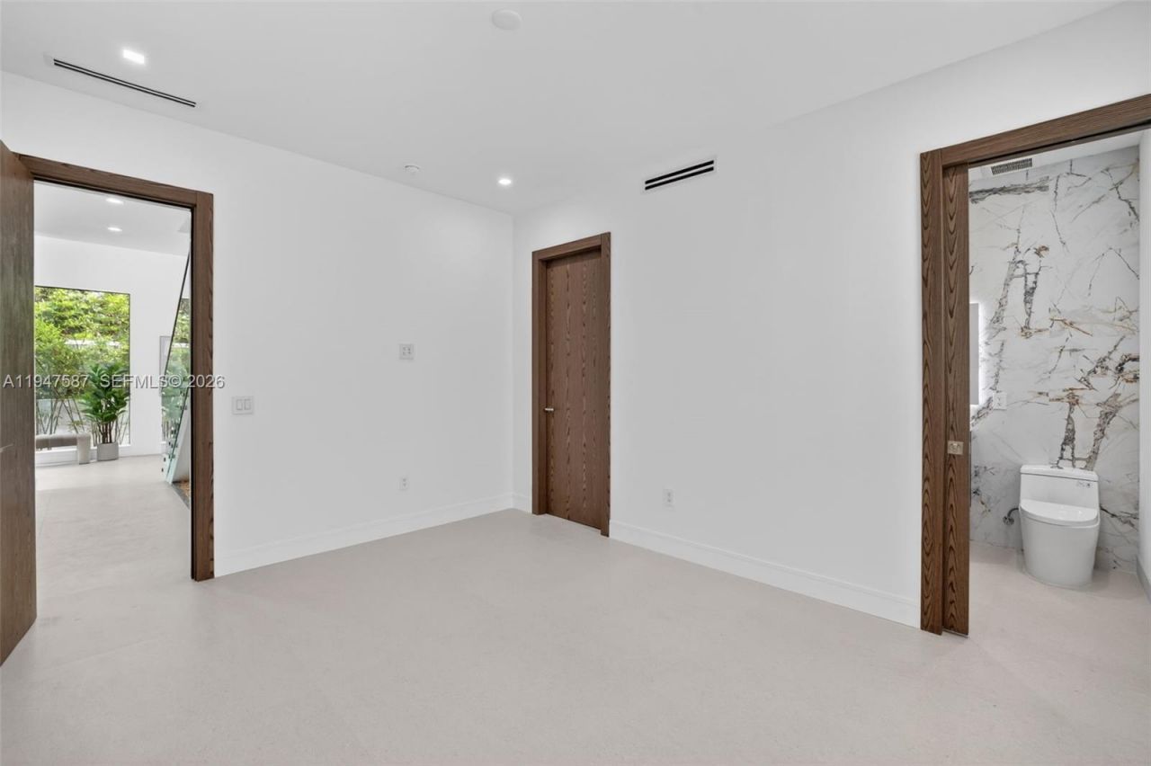 604 SW 7th St, Fort Lauderdale, FL 33315 Photo