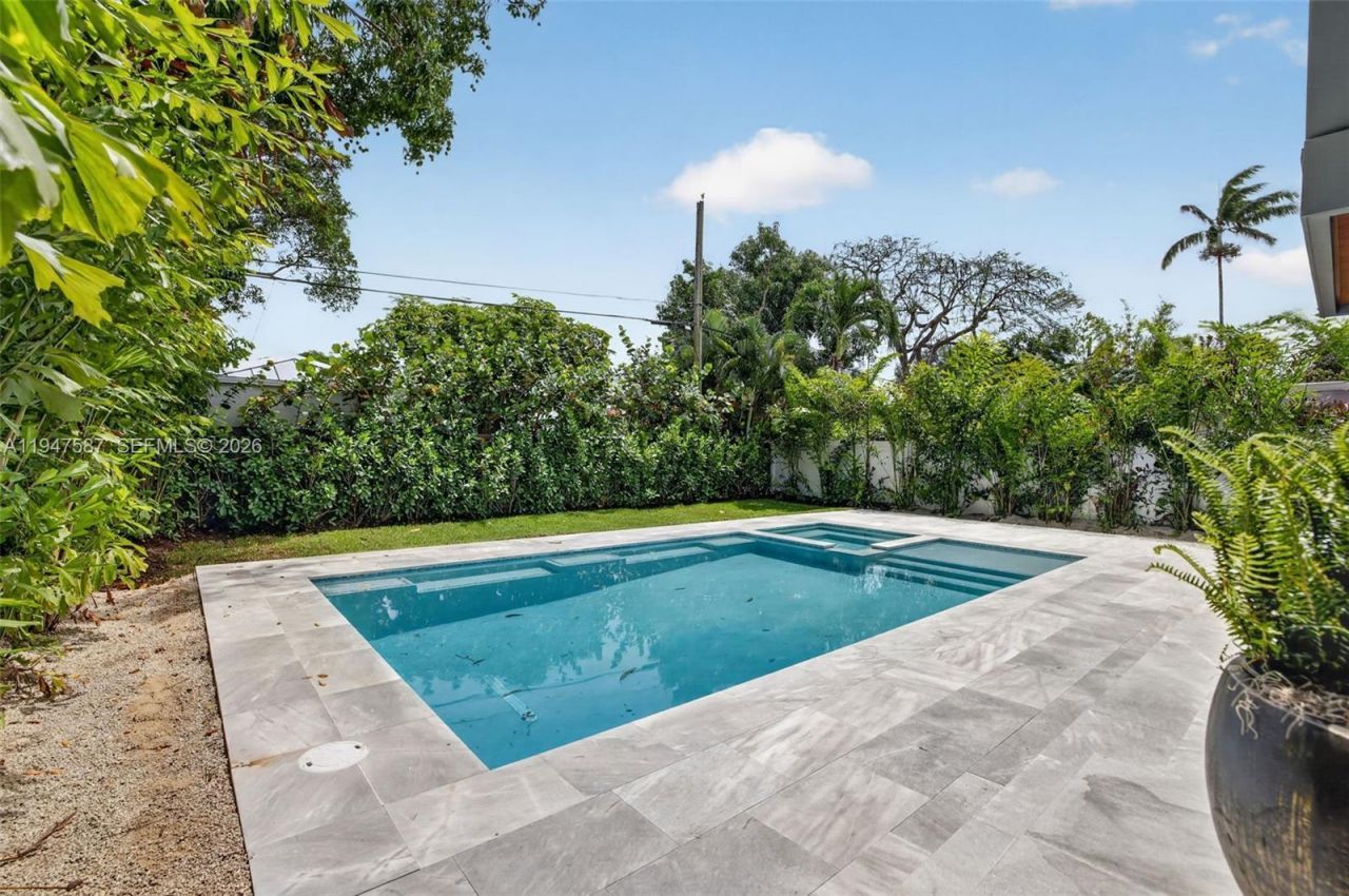 604 SW 7th St, Fort Lauderdale, FL 33315 Photo