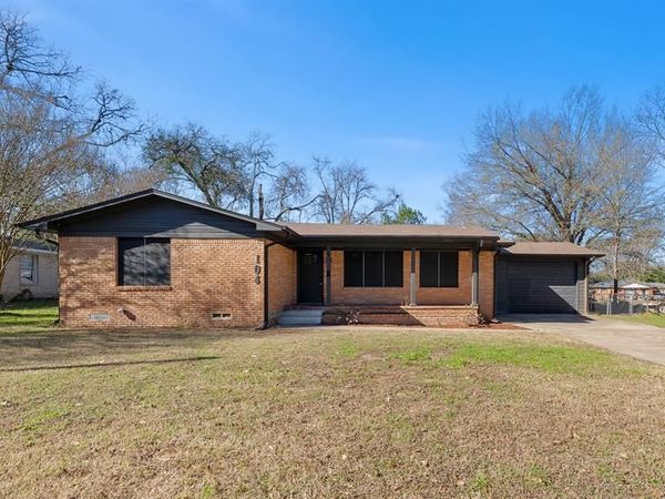104 Joe Prince Drive, Athens, TX 75751