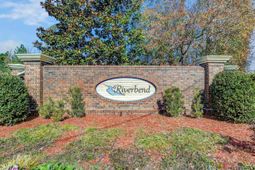 723 Riverward Dr. photo 4