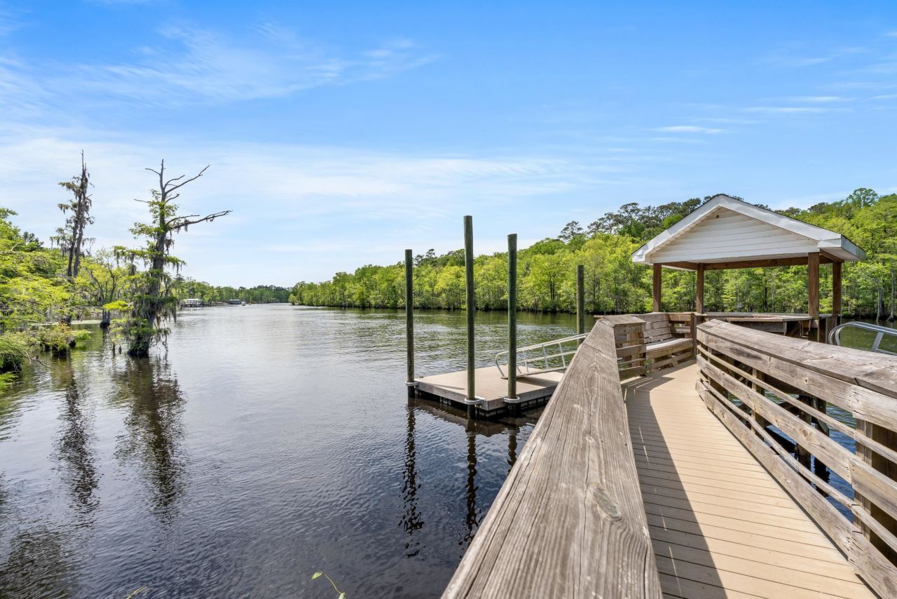 723 Riverward Dr. Photo 28