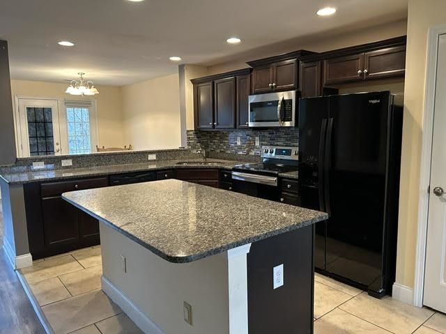 723 Riverward Dr. Photo 7