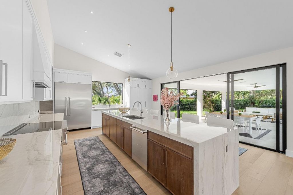 15865 Hiller Street, Wellington, FL 33414 Photo