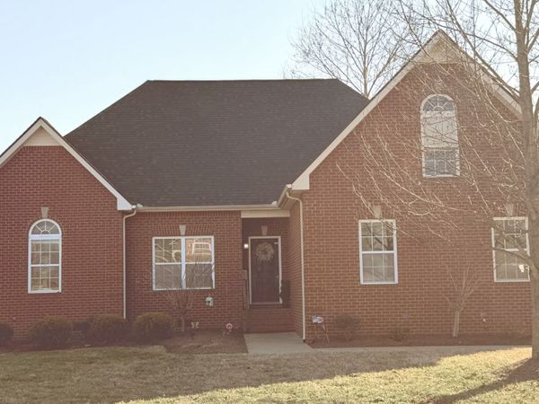 3606 Geneva Dr, Murfreesboro, TN 37128