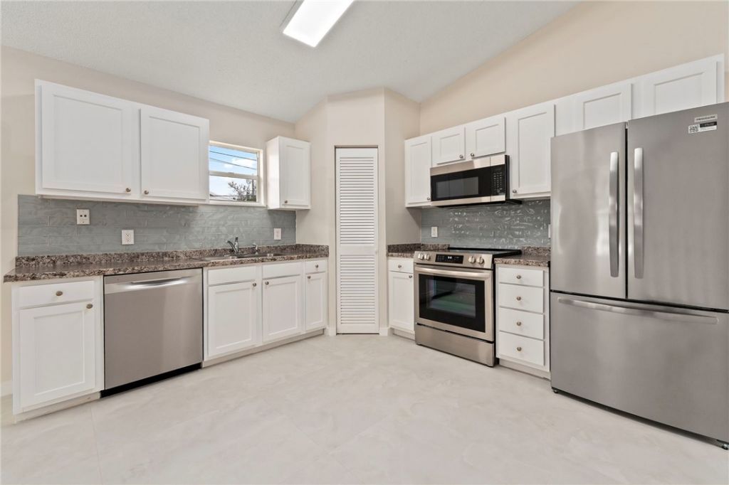 1456 20th Avenue Sw, Vero Beach, FL 32962 Photo