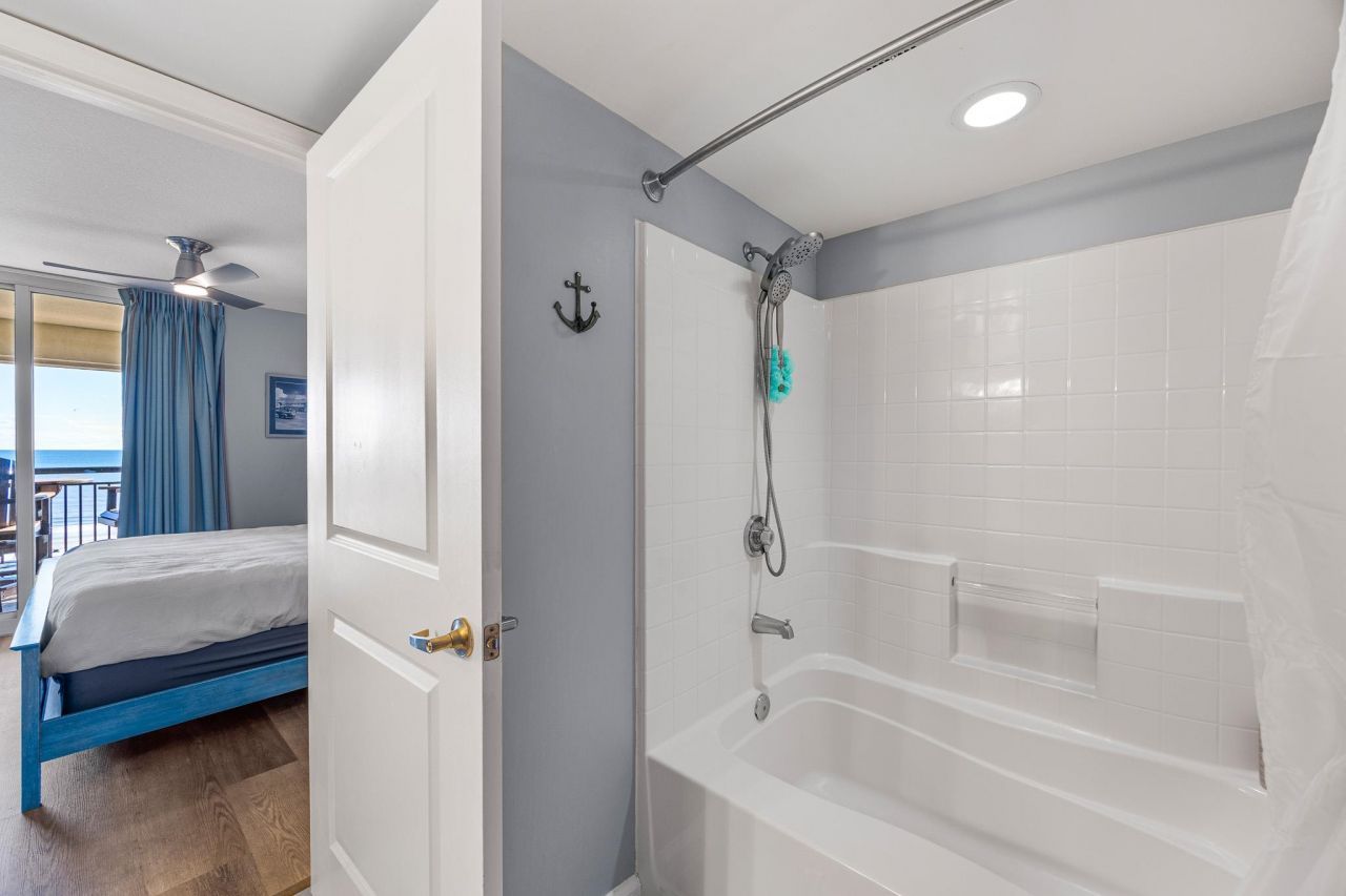 1819 N Ocean Blvd. Photo 22