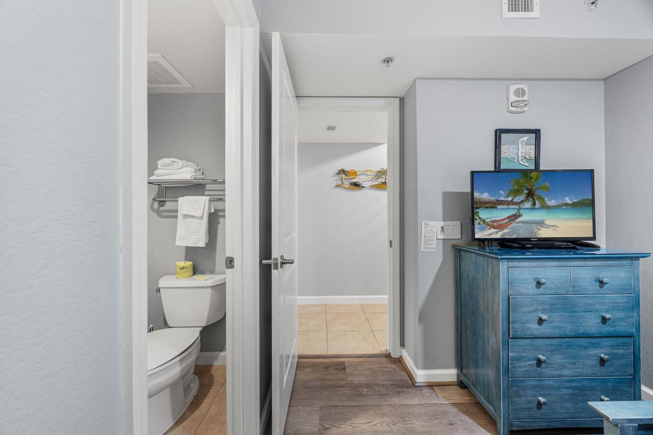 1819 N Ocean Blvd. Photo 30