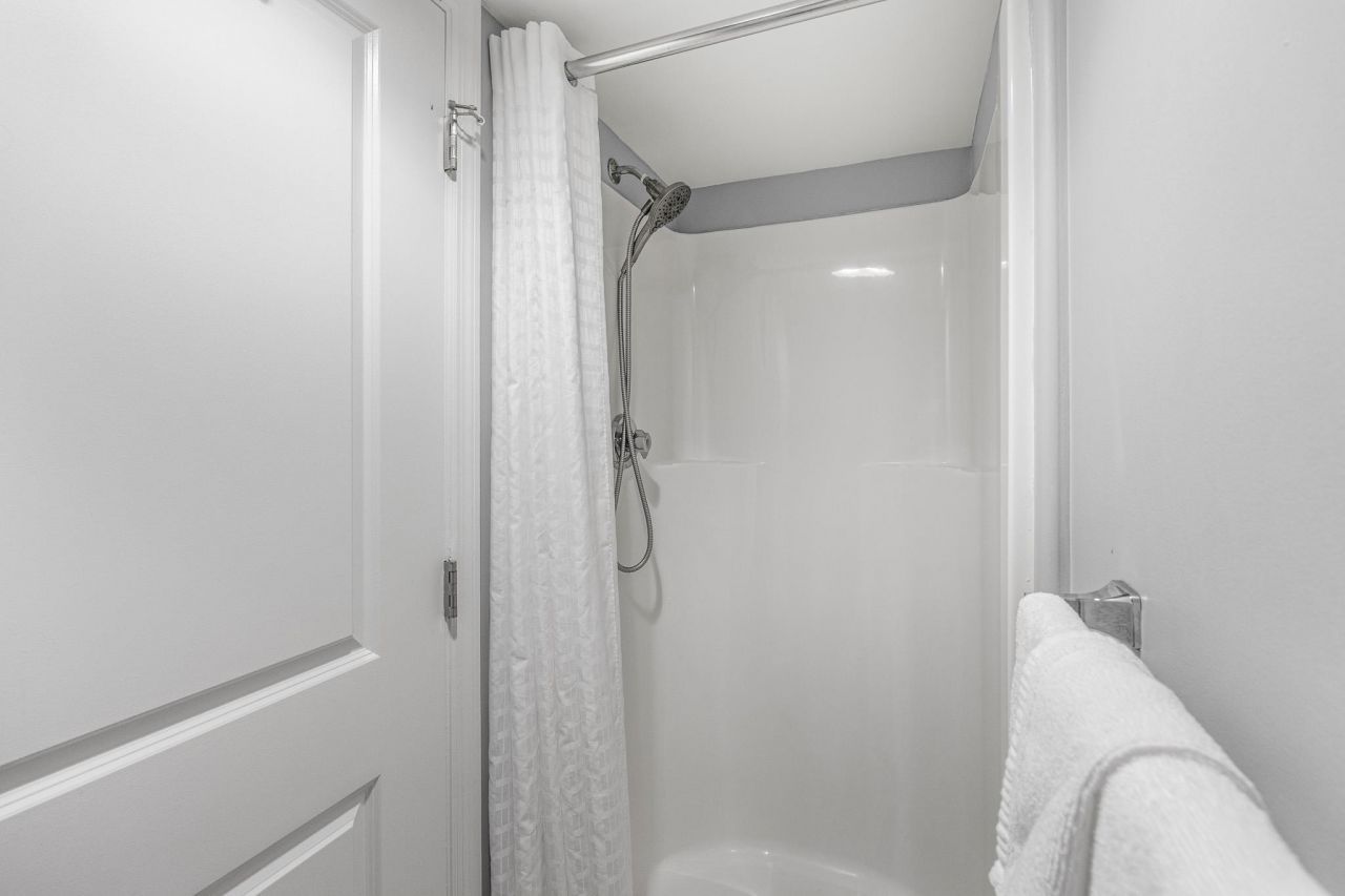 1819 N Ocean Blvd. Photo 32