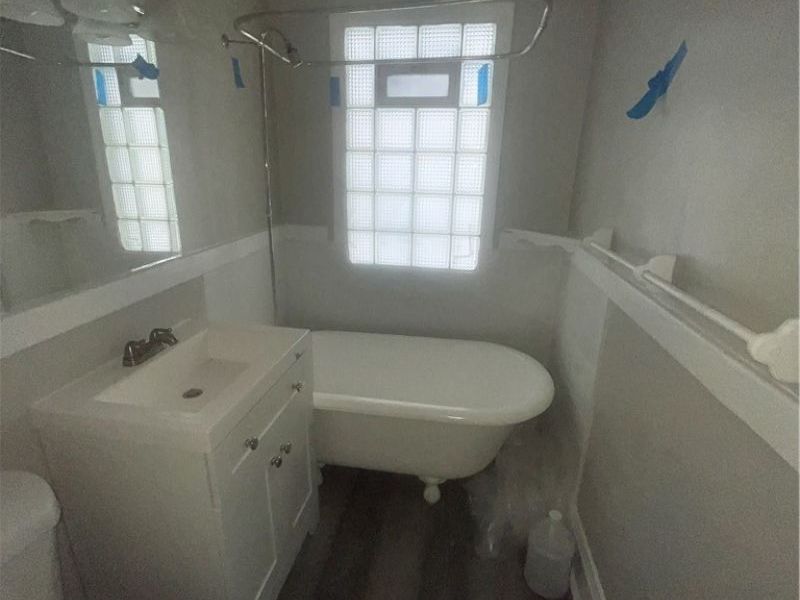 987 Evangeline Road, Cleveland, OH 44110 Photo 3