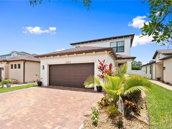 260 SE Via Visconti, Port St Lucie, FL 34952