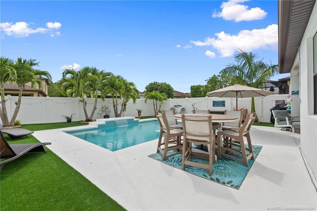 260 SE Via Visconti, Port Saint Lucie, FL 34952 Photo