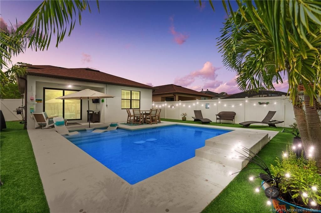 260 SE Via Visconti, Port Saint Lucie, FL 34952 Photo