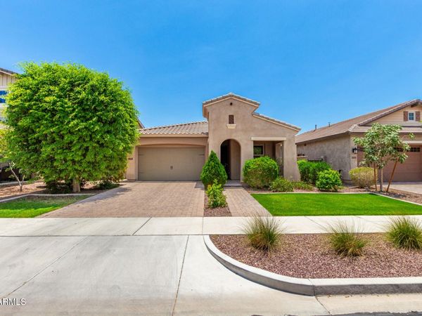 20563 W EDGEMONT Avenue, Buckeye, AZ 85396