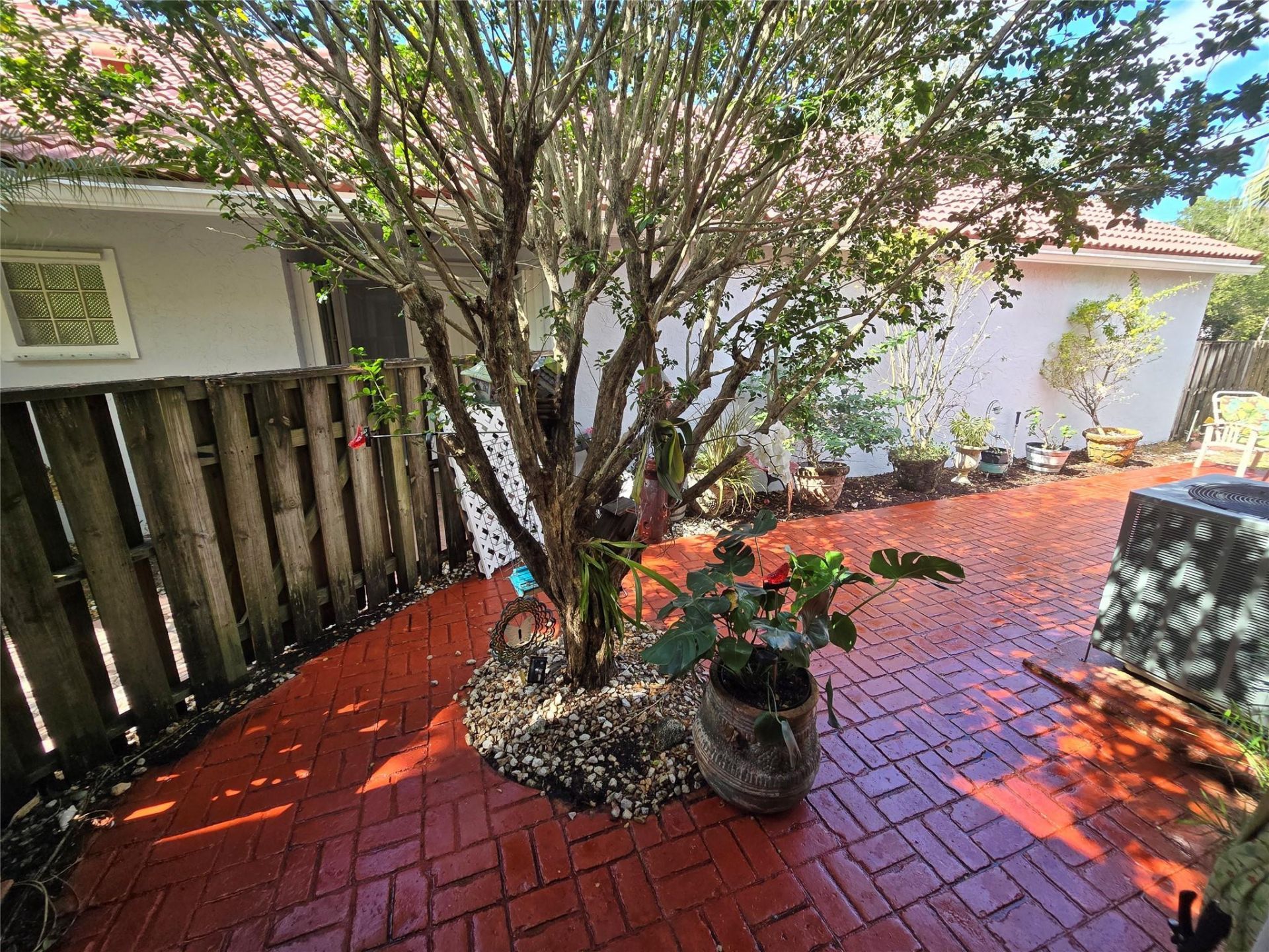 10061 NW 2nd Street, Plantation, FL 33324 Photo