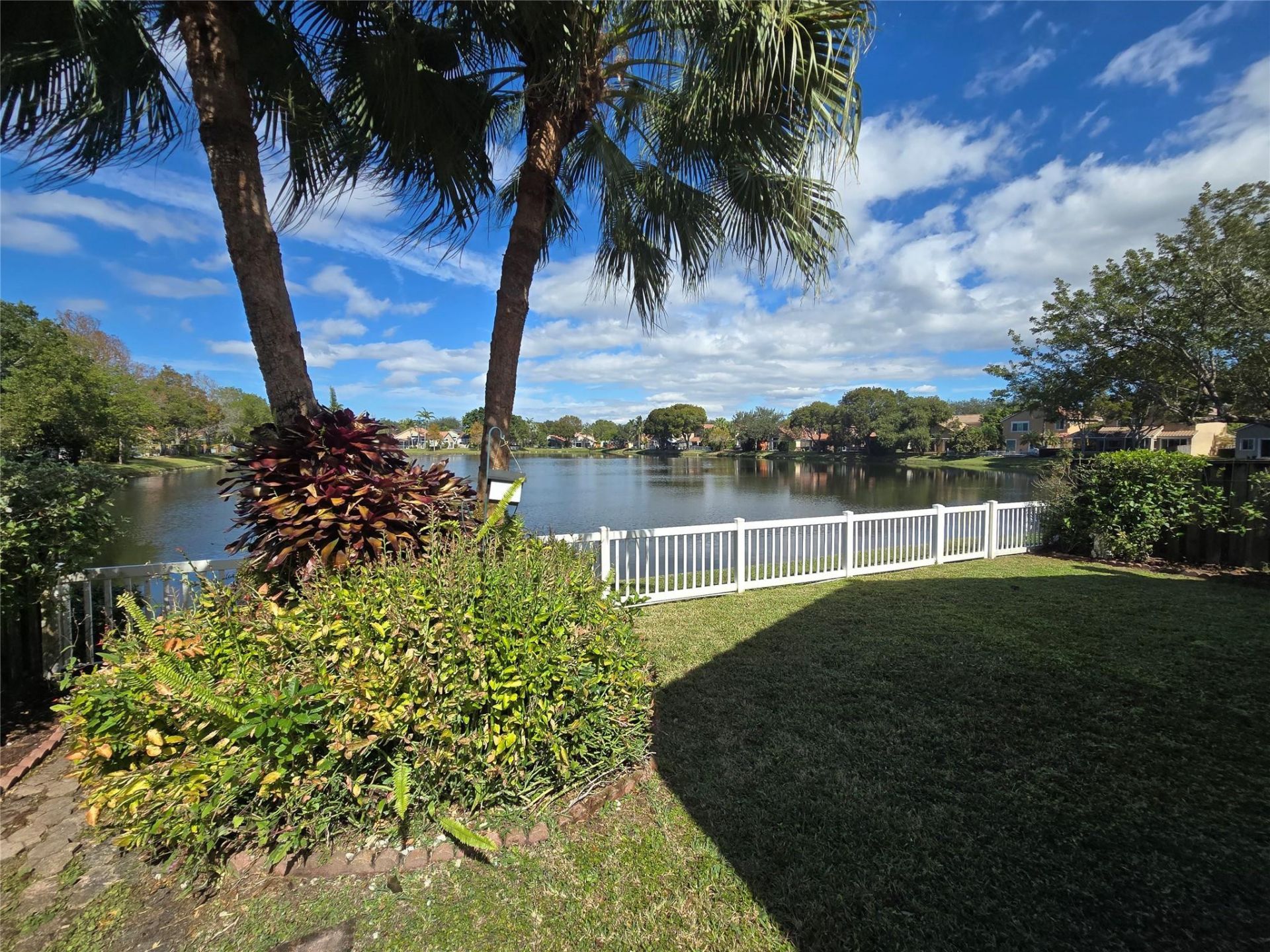 10061 NW 2nd Street, Plantation, FL 33324 Photo