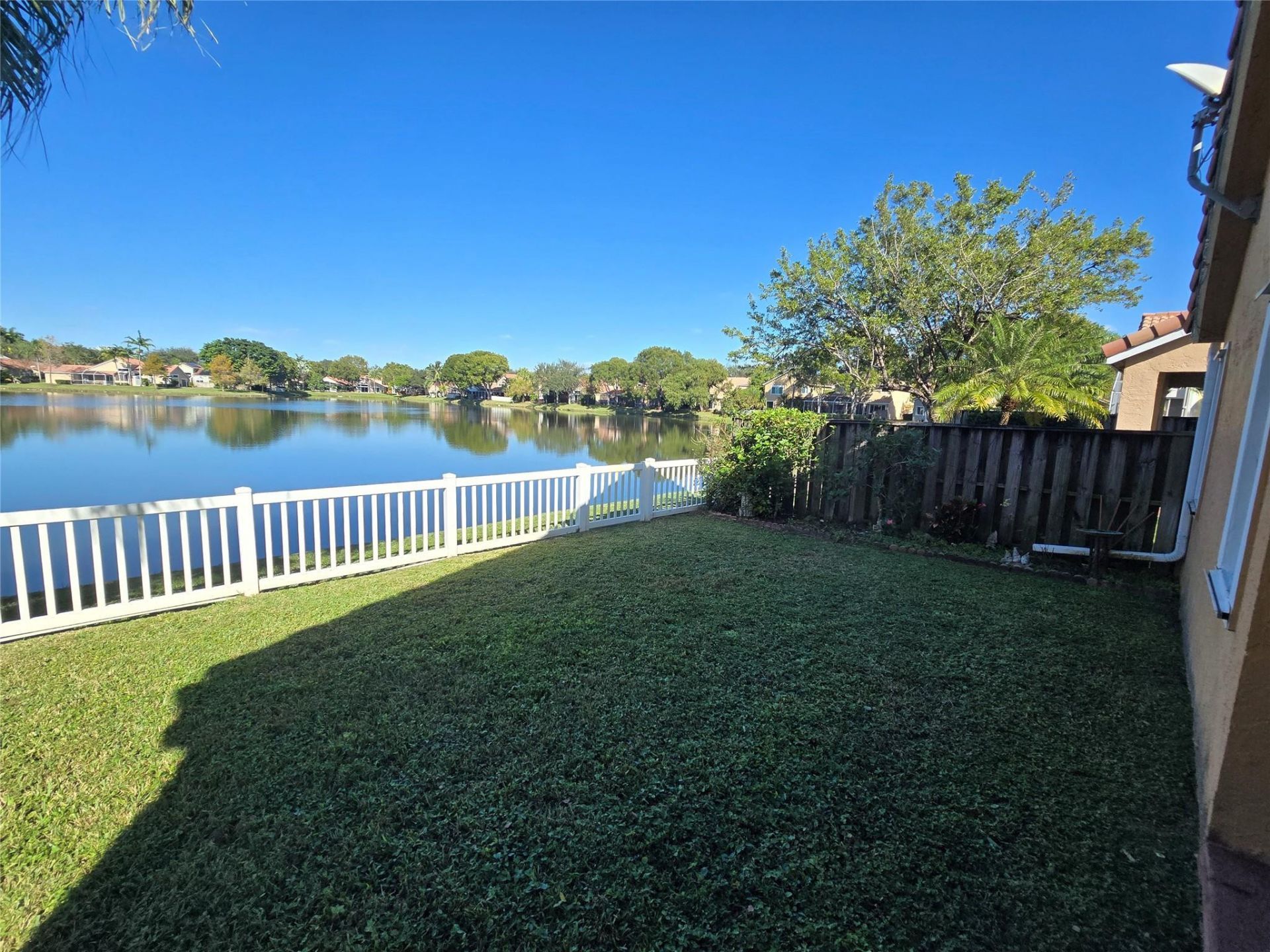 10061 NW 2nd Street, Plantation, FL 33324 Photo