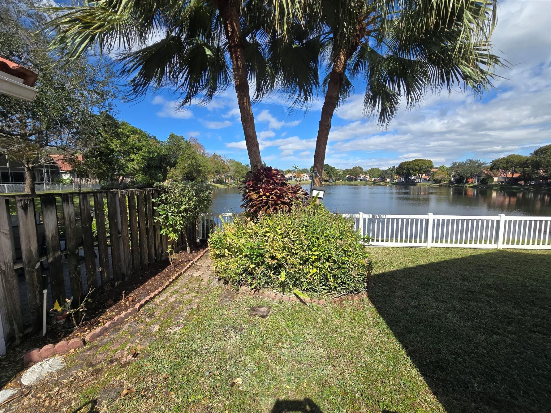 10061 NW 2nd Street, Plantation, FL 33324 Photo