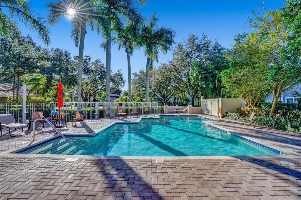 10061 NW 2nd Street, Plantation, FL 33324 Photo