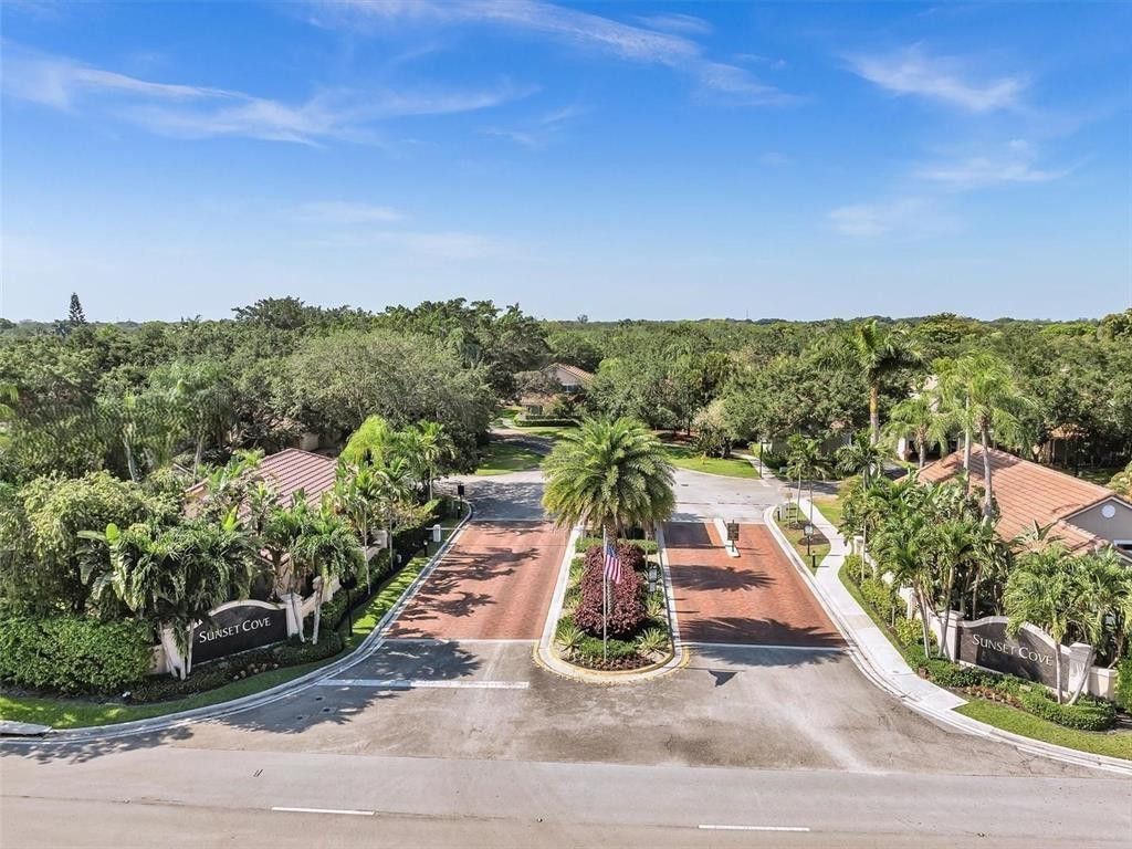 10061 NW 2nd Street, Plantation, FL 33324 Photo