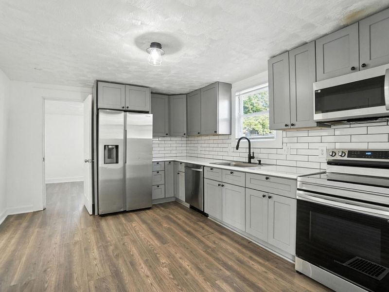 191 Elmwood Avenue, Newark, OH 43055 Photo 5