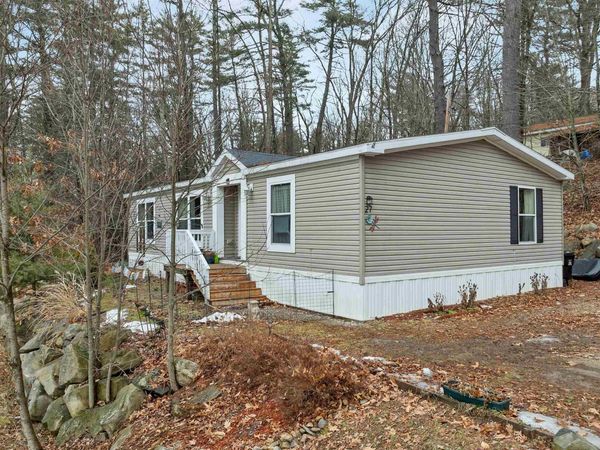 27 Hillside Drive, Allenstown, NH 03275