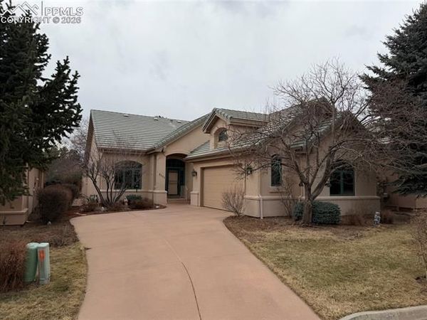 2555 Stagsleap Point, Colorado Springs, CO 80904