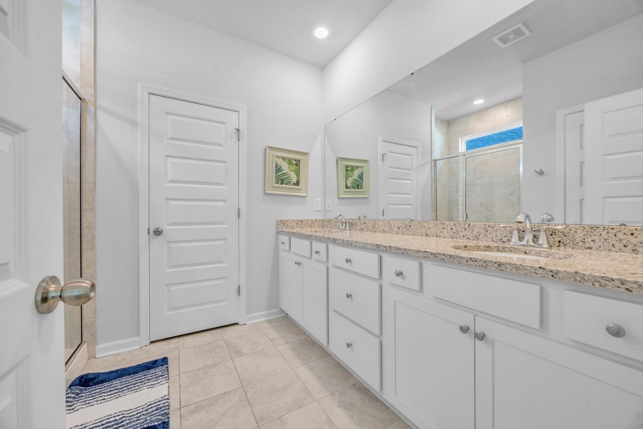 5545 Whitebark Dr. Photo 15