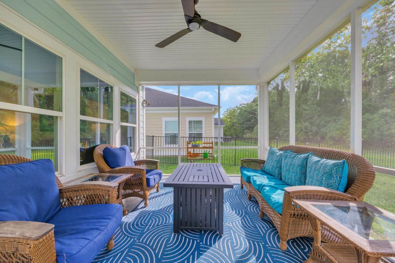 5545 Whitebark Dr. Photo 24