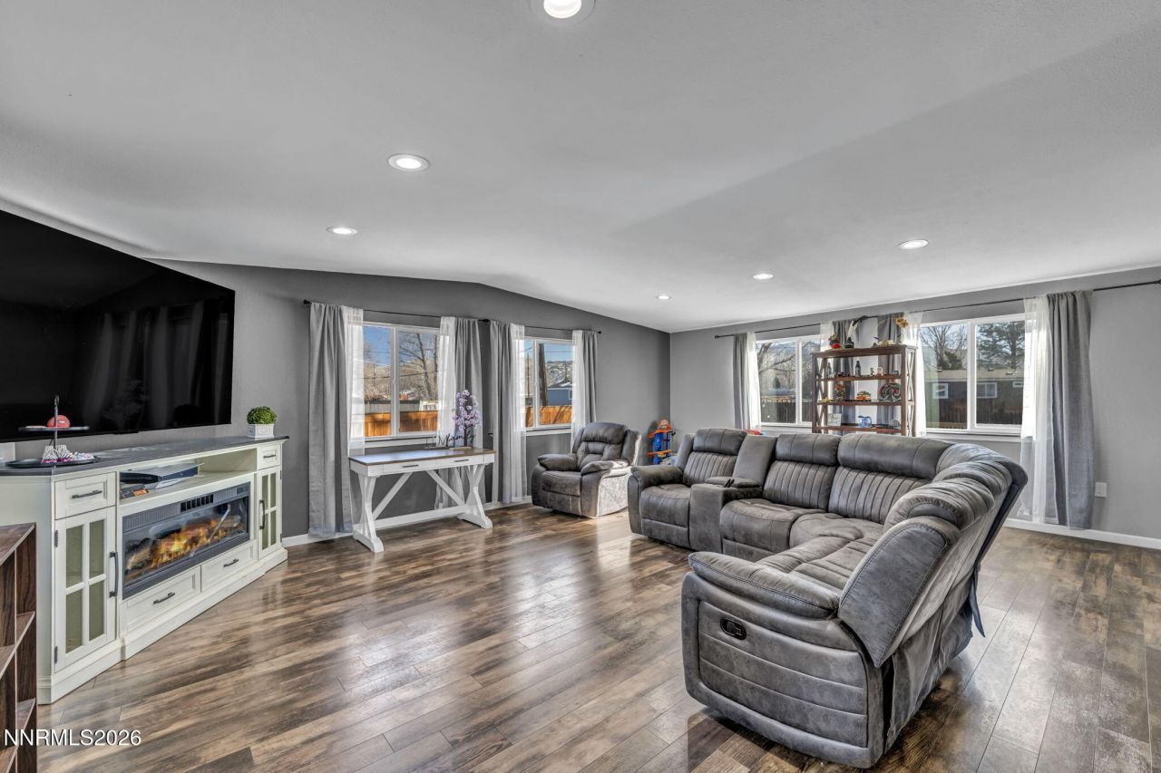 410 Paramount Court, Reno, NV 89506 Photo