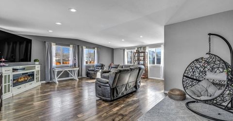 410 Paramount Court, Reno, NV 89506 Photo