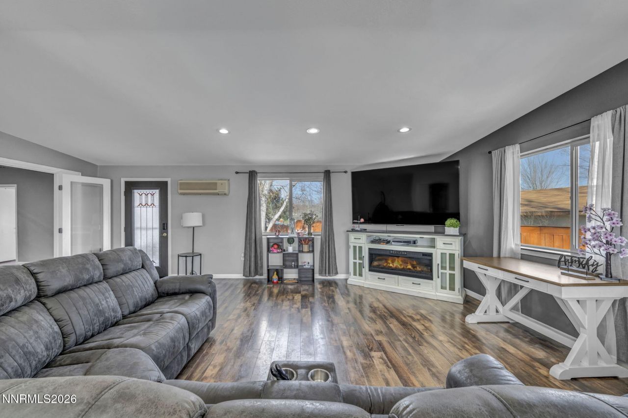 410 Paramount Court, Reno, NV 89506 Photo