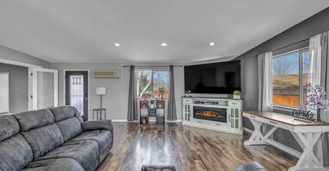 410 Paramount Court, Reno, NV 89506 Photo