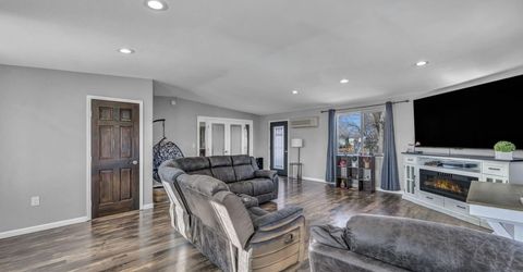 410 Paramount Court, Reno, NV 89506 Photo