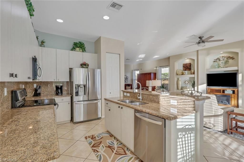 20005 Alana Ct, Estero, FL 33928 Photo