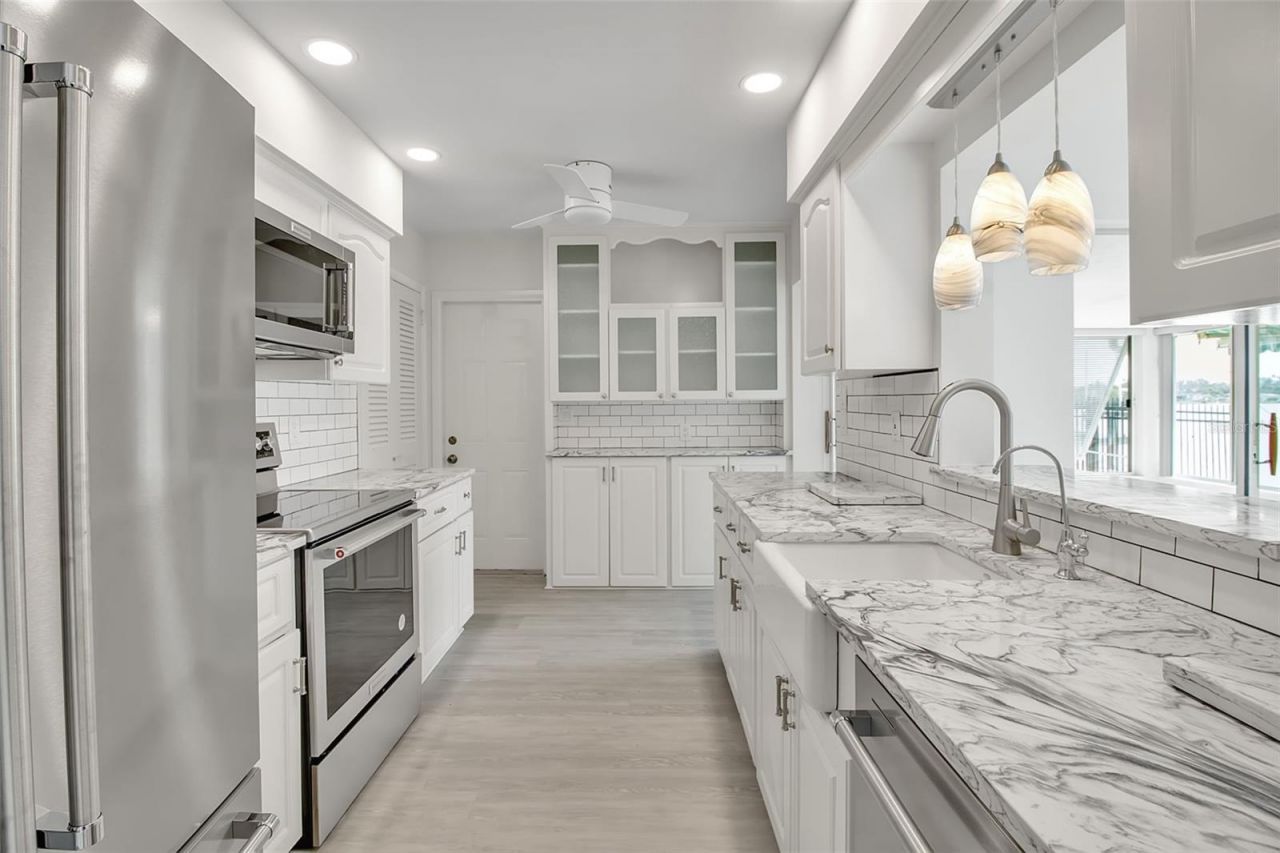 922 Casey Cove Drive, Nokomis, FL 34275 Photo