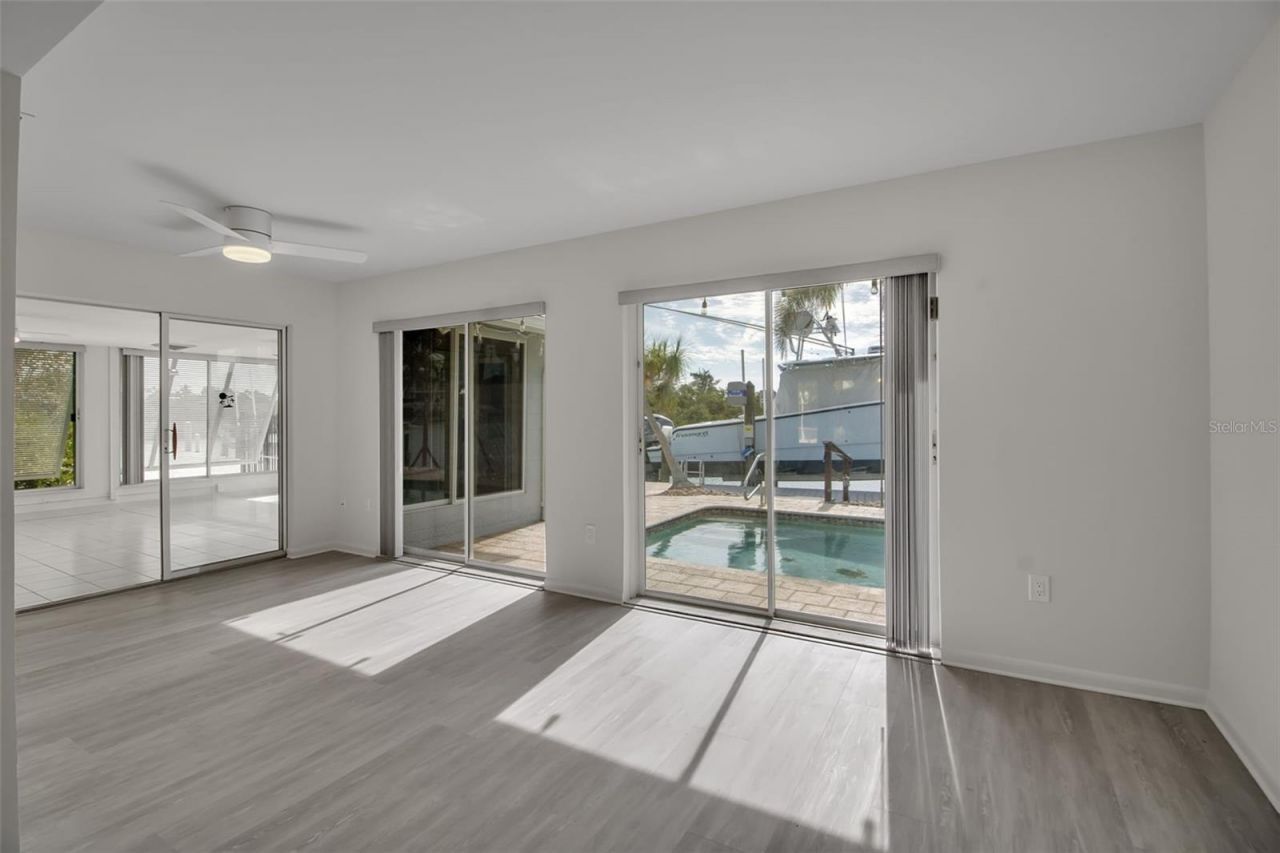 922 Casey Cove Drive, Nokomis, FL 34275 Photo
