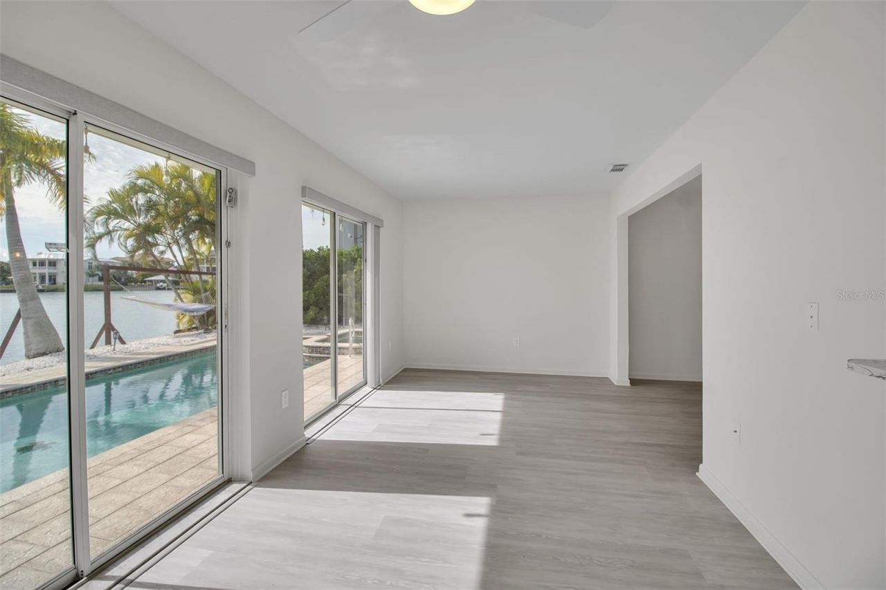 922 Casey Cove Drive, Nokomis, FL 34275 Photo