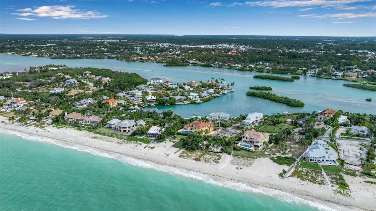 922 Casey Cove Drive, Nokomis, FL 34275 Photo