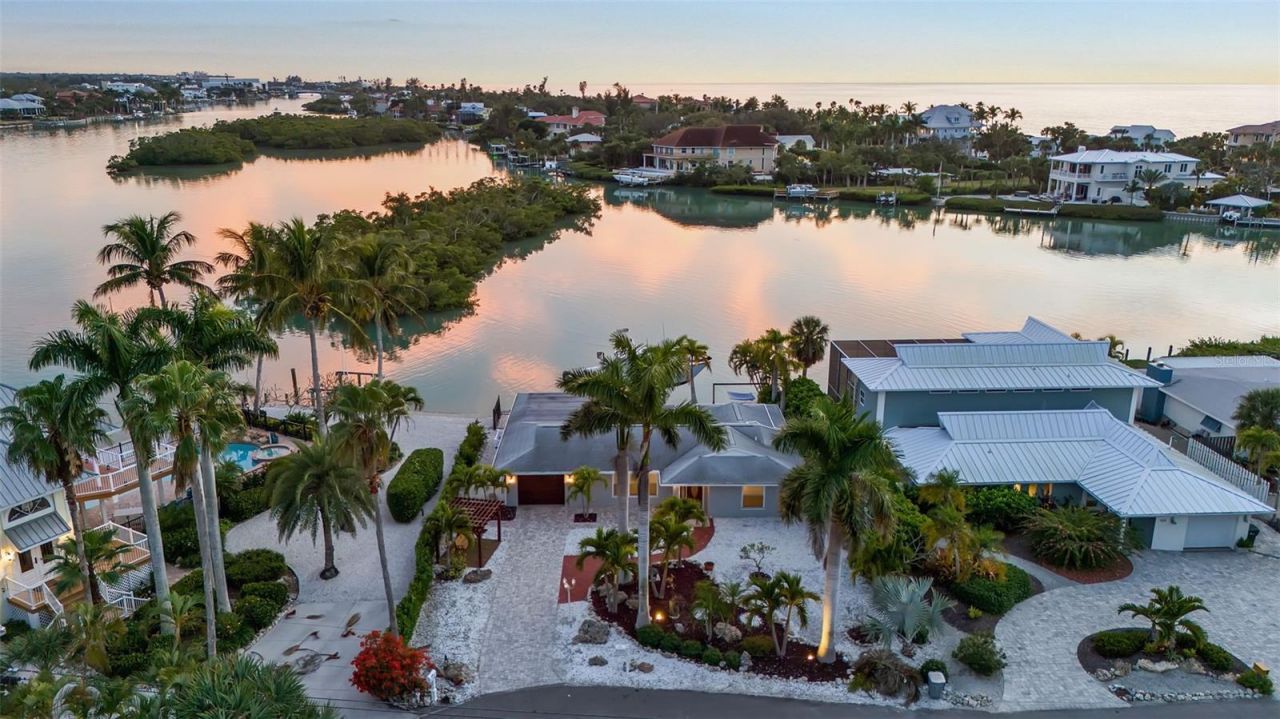 922 Casey Cove Drive, Nokomis, FL 34275 Photo