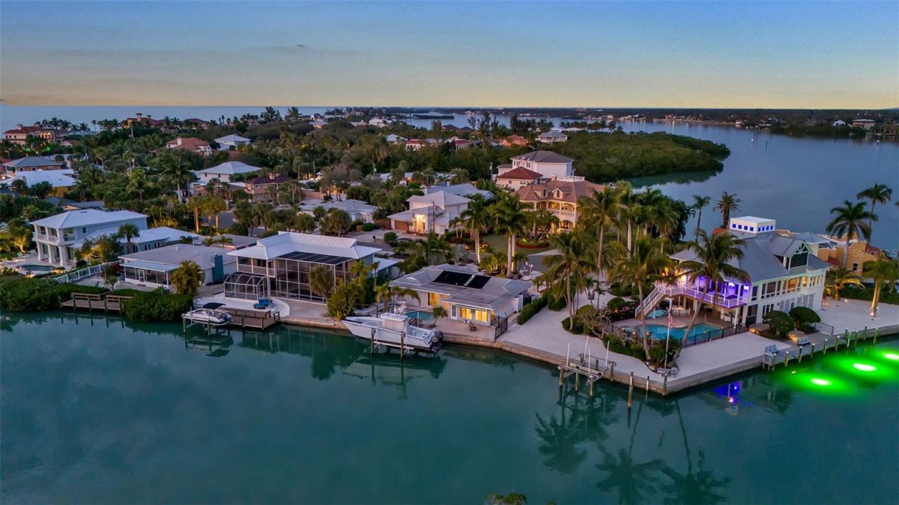 922 Casey Cove Drive, Nokomis, FL 34275 Photo