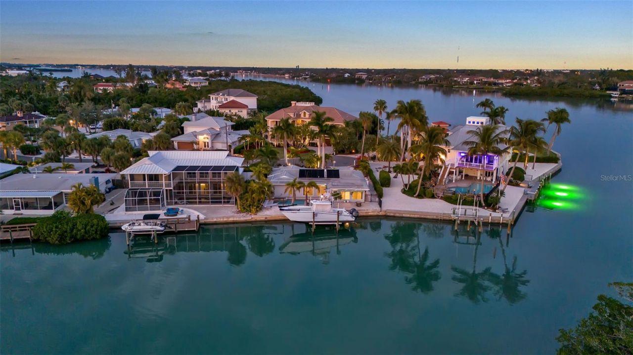 922 Casey Cove Drive, Nokomis, FL 34275 Photo