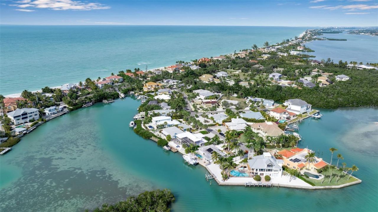 922 Casey Cove Drive, Nokomis, FL 34275 Photo